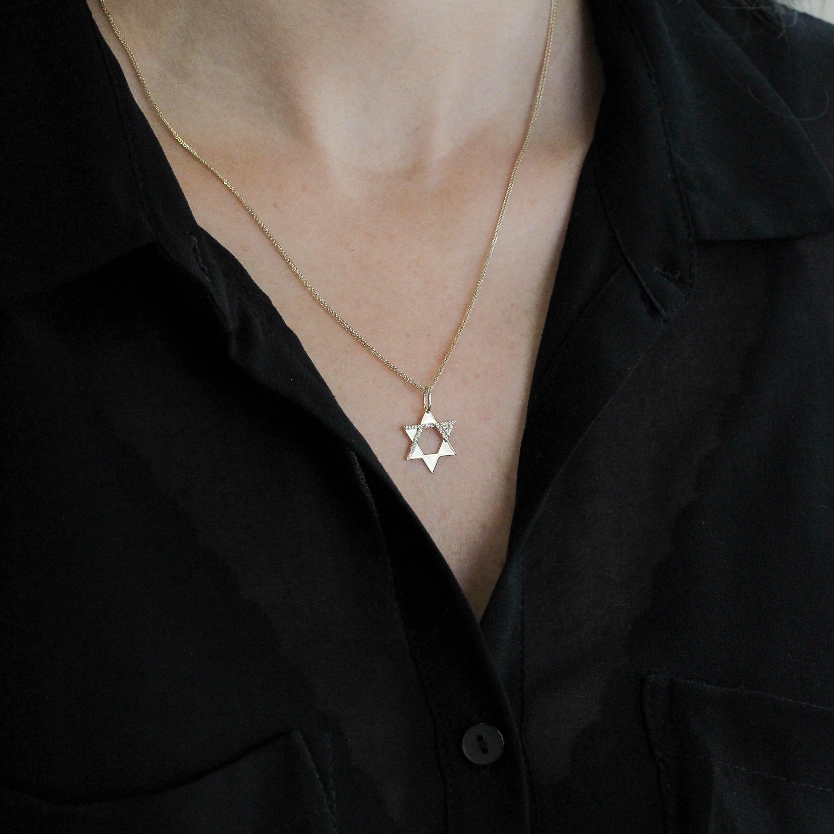 Heroism Star Of David Gold Necklace With Diamonds (Hollow)