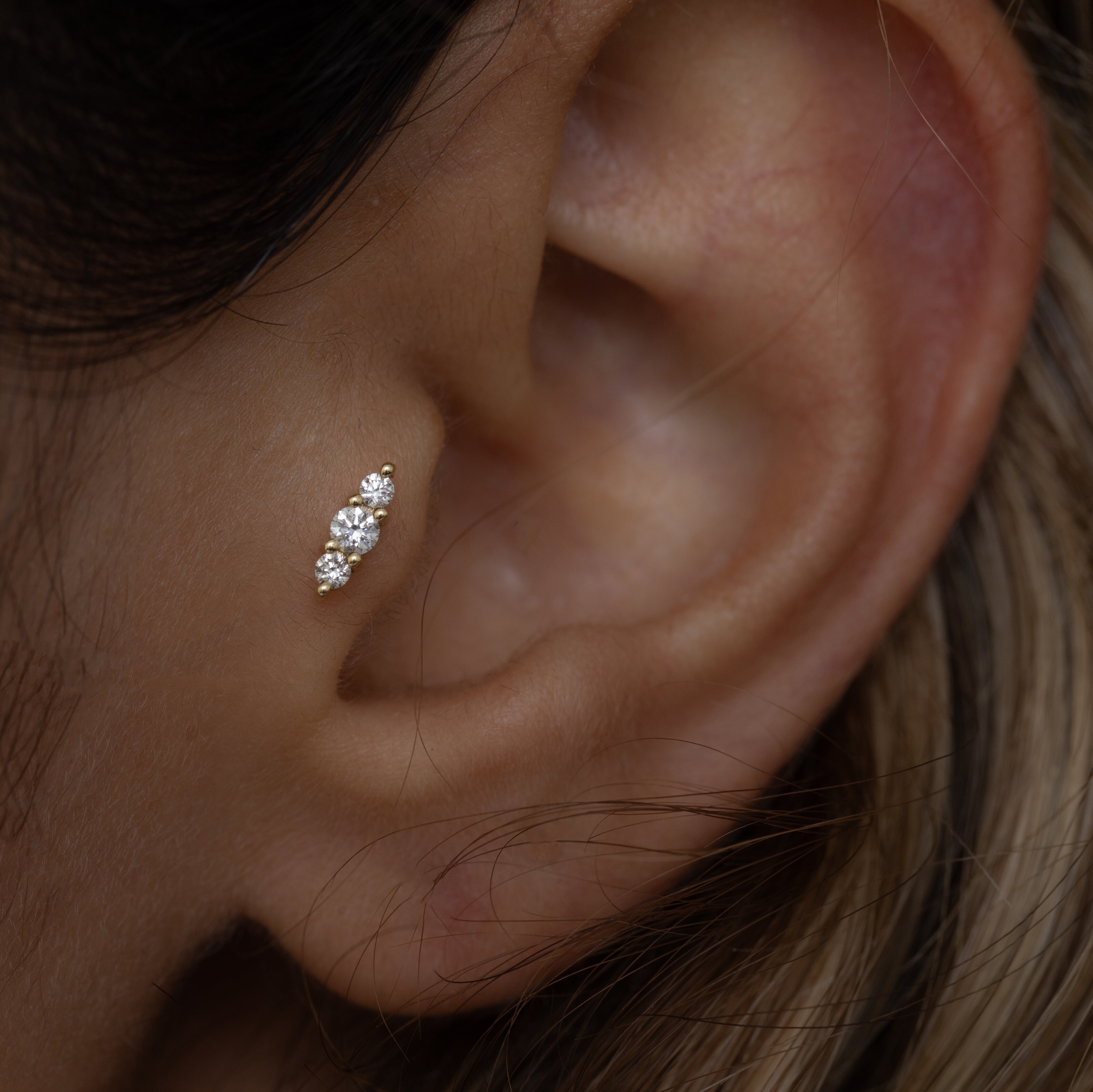 Audrey Piercing Earring With White Diamonds