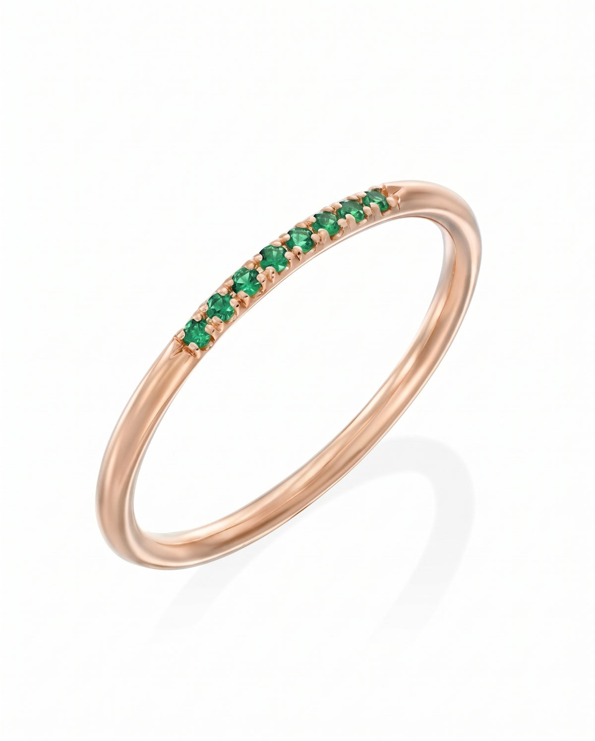 Kelly ring with Emerald