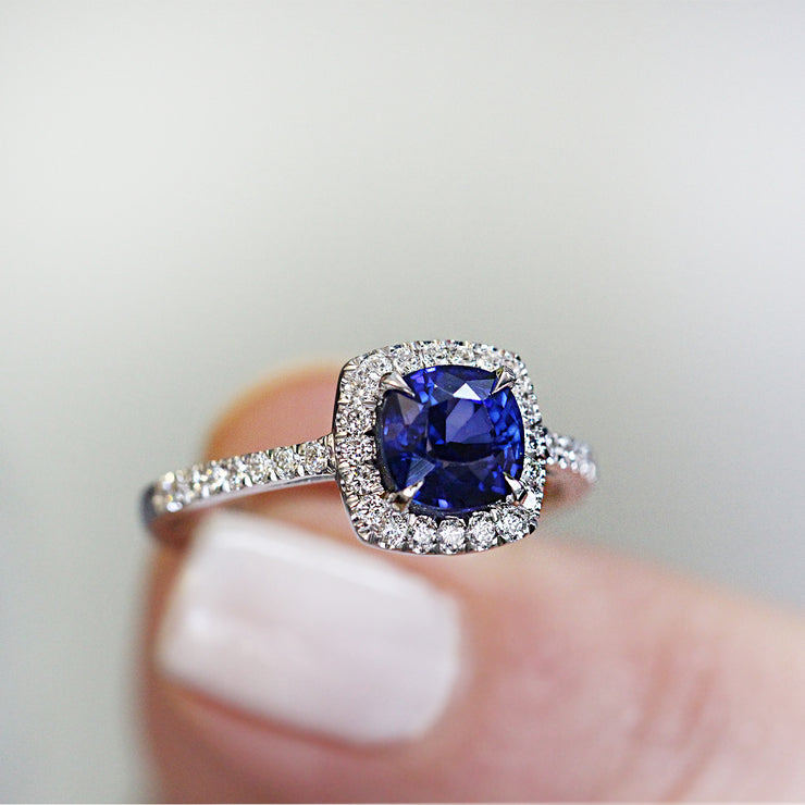 Rachel Ring With Sapphire and Diamonds