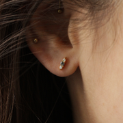 Audrey Piercing Earring With Grey and White Diamonds
