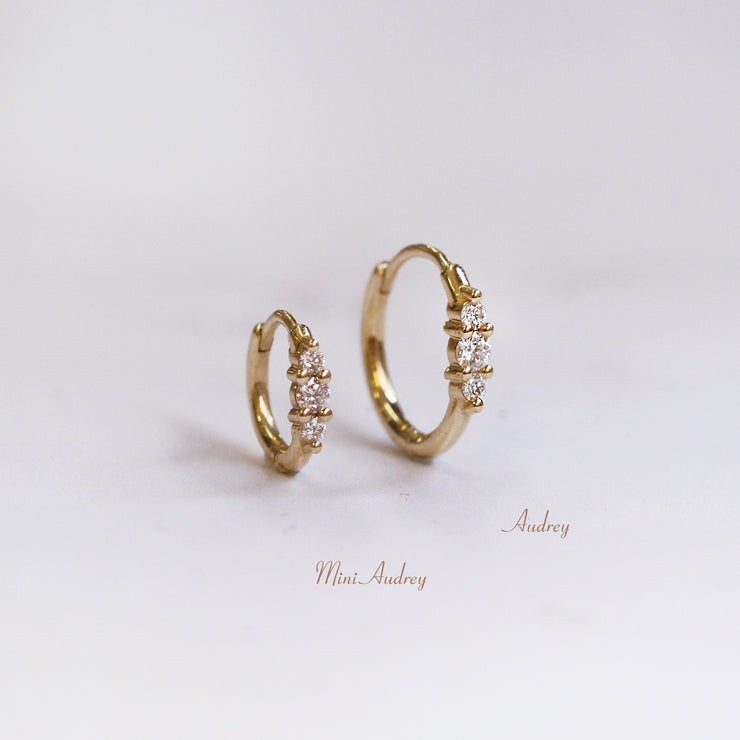 Audrey Mini HoopEarrings with White Diamonds