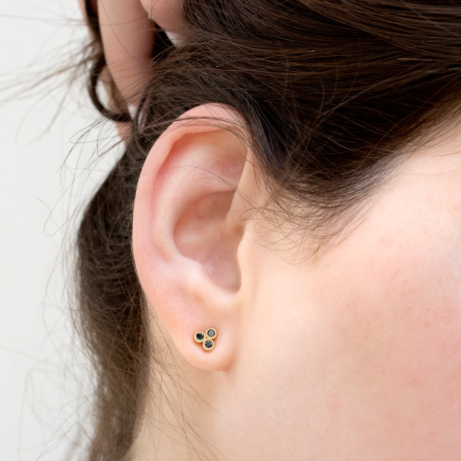 Henrietta Gold earring Black Diamonds
