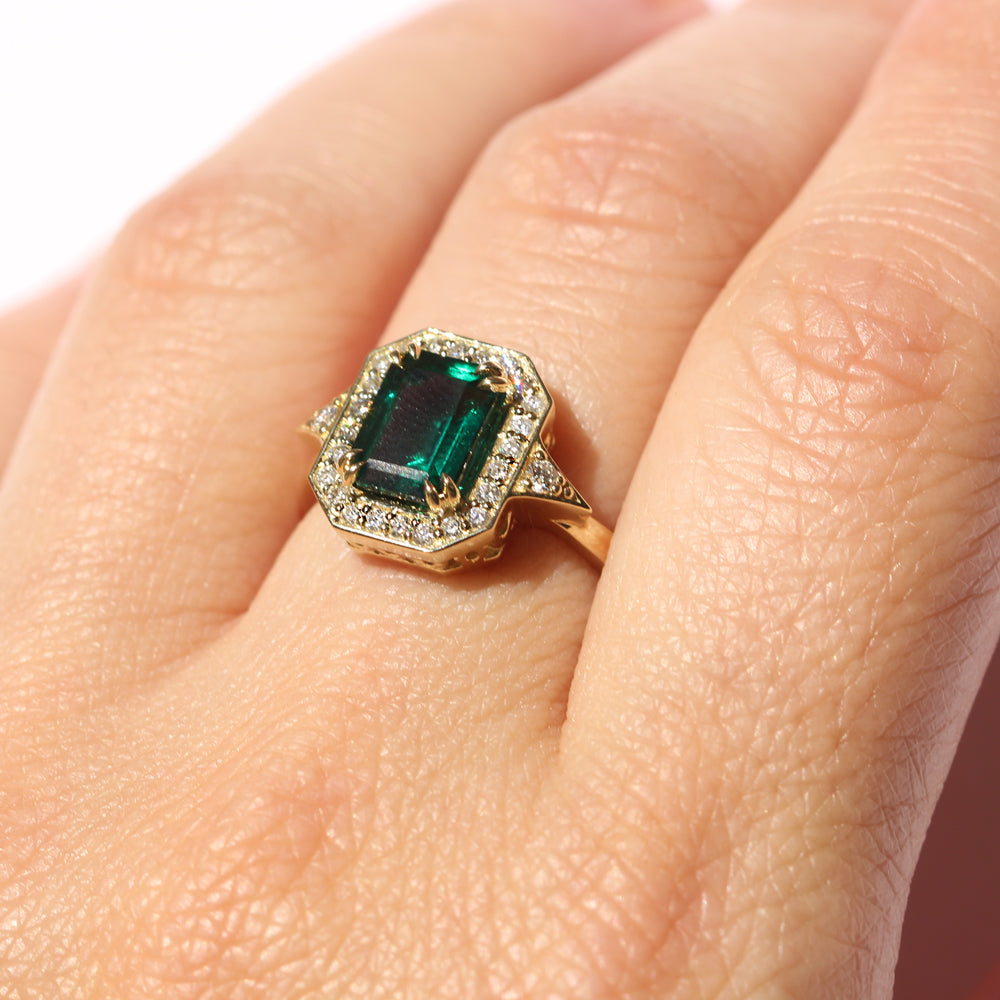 Katerina Ring With Chatham Emerald