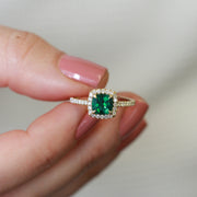 Rachel Ring With Emerald and Diamonds