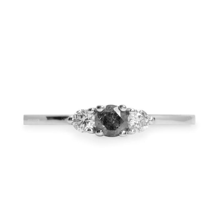 Audrey Ring White & Grey 3 mm Diamond